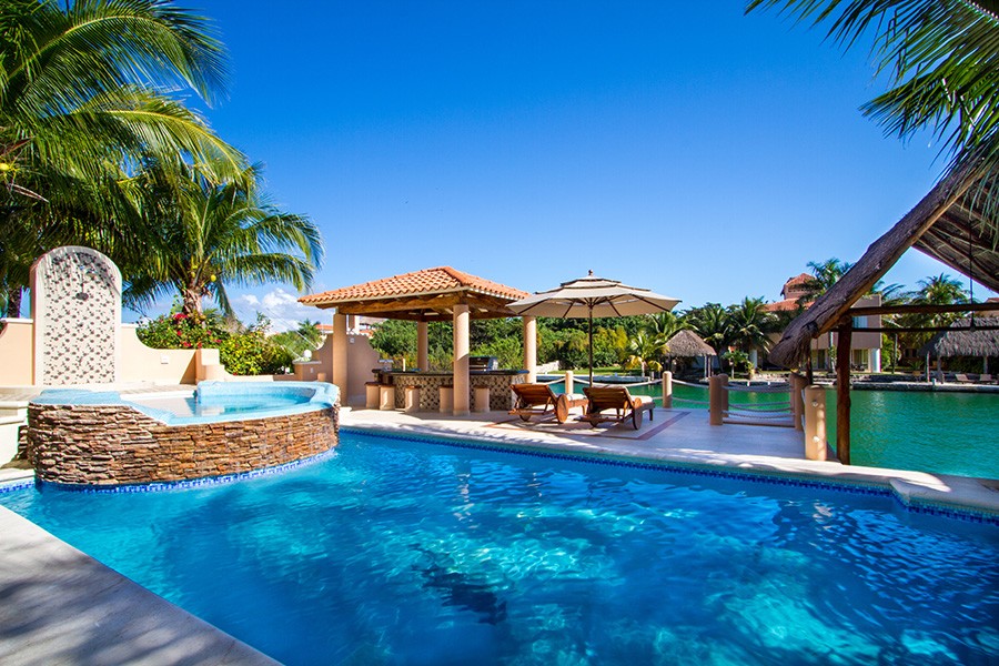 6 Bedroom Luxury House for Sale overlooking Marina, Puerto Aventuras ...