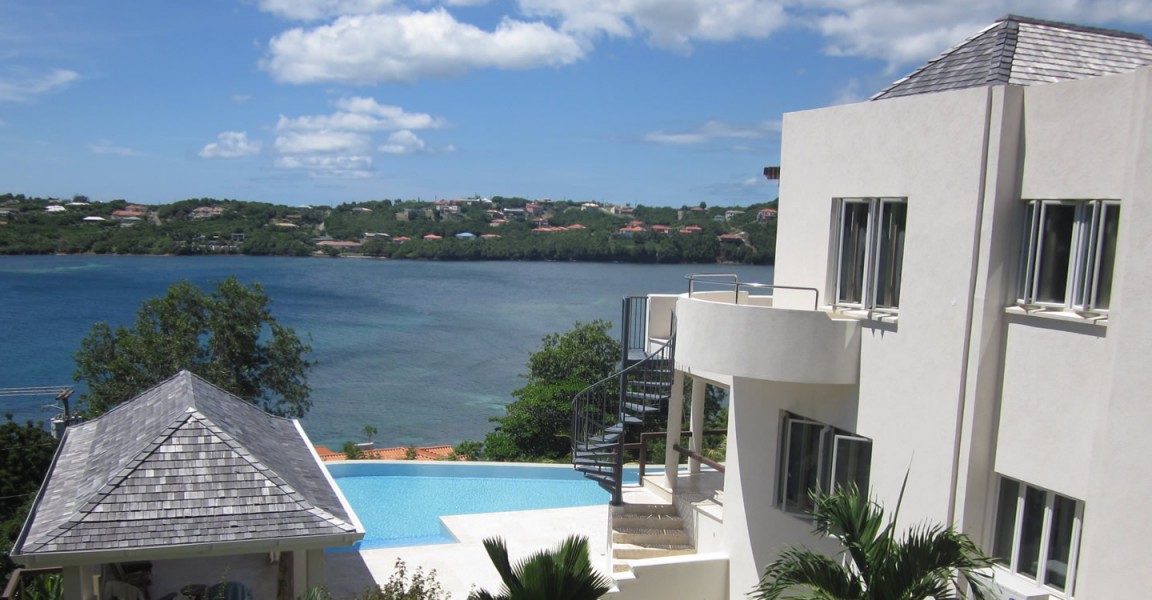 5 Bedroom Luxury Waterfront Property For Sale, Westerhall Point ...