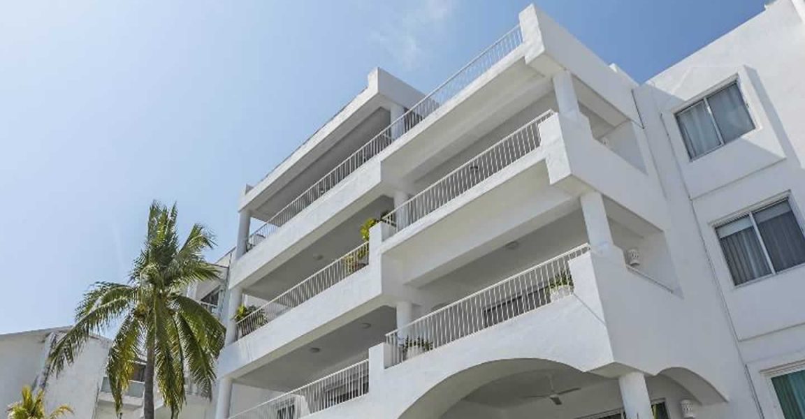 4 Bedroom Beachfront Condo for Sale, Santiago Peninsula, Manzanillo