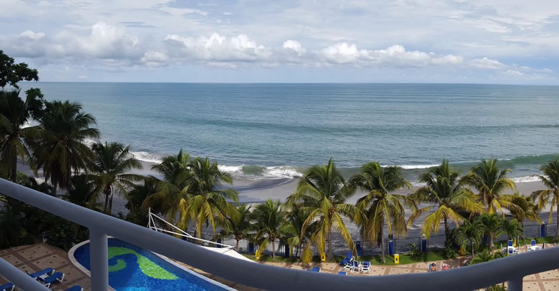 1 Bedroom Beachfront Condo for Sale, Coronado Beach, Panama 7th