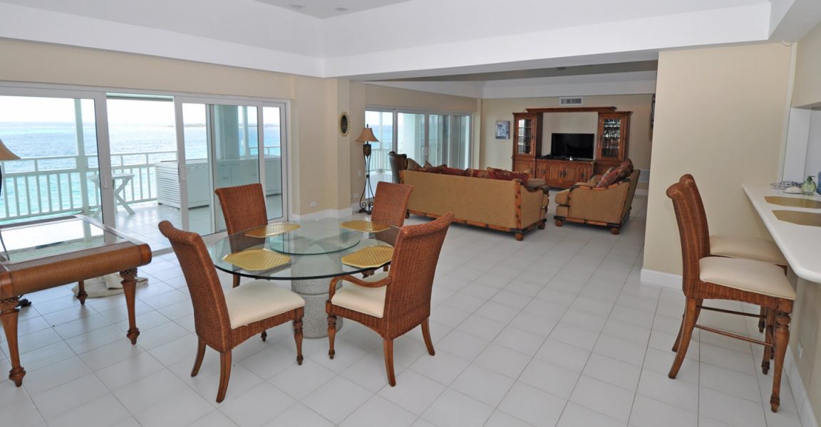 4 Bedroom Beachfront Penthouse Condo for Sale, Conchrest, Cable Beach ...