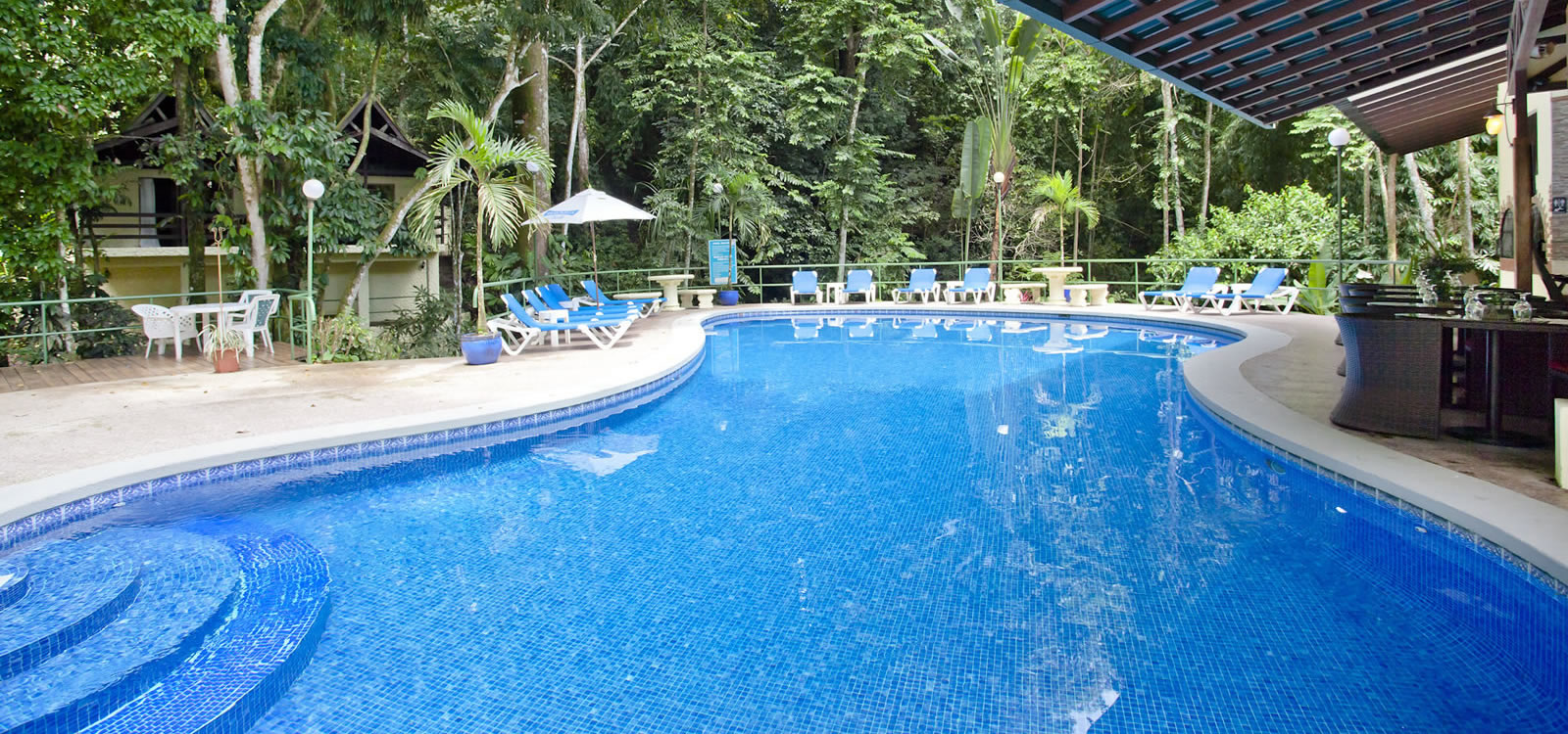 17 Room Boutique Hotel For Sale Manuel Antonio Puntarenas Costa Rica 7th Heaven Properties