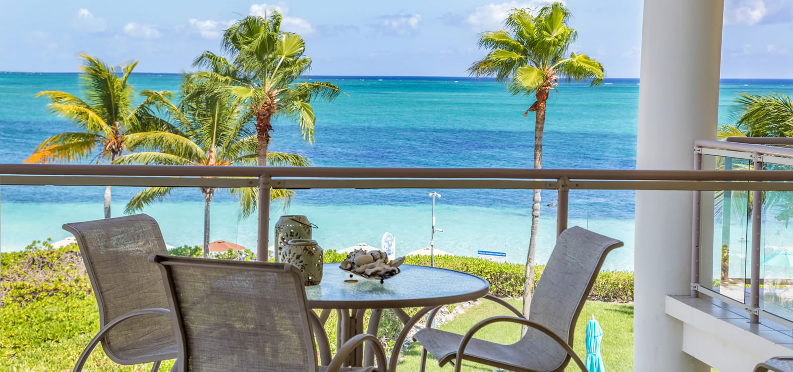 1 Bedroom Beachfront Condo for Sale, Coral Gardens, Grace Bay, Turks