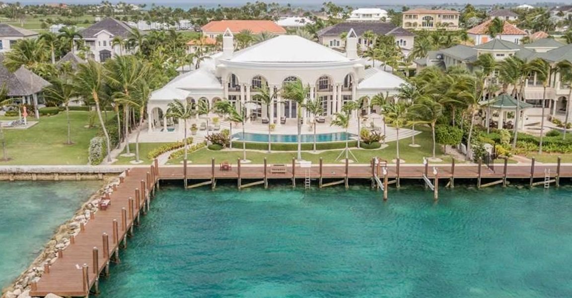 6 Bedroom Luxury Home for Sale, Ocean Club Estates, Paradise Island