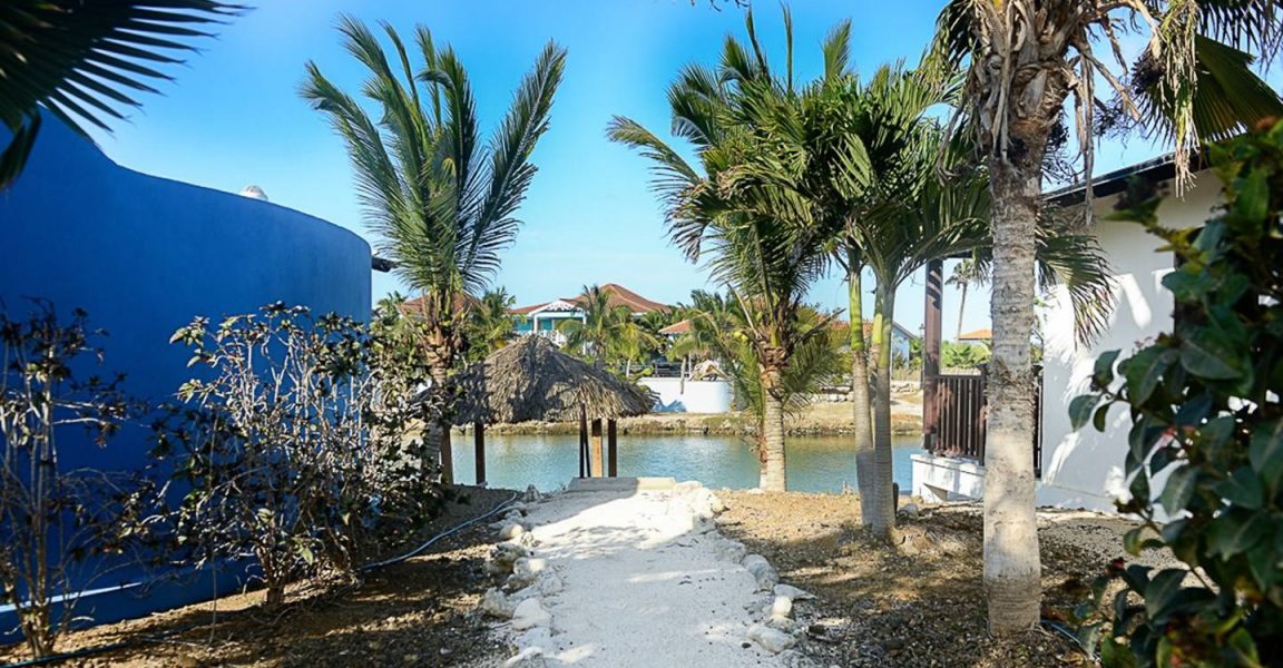 2 Bedroom Waterfront Cottage for Sale, Waterlands Village, Bonaire