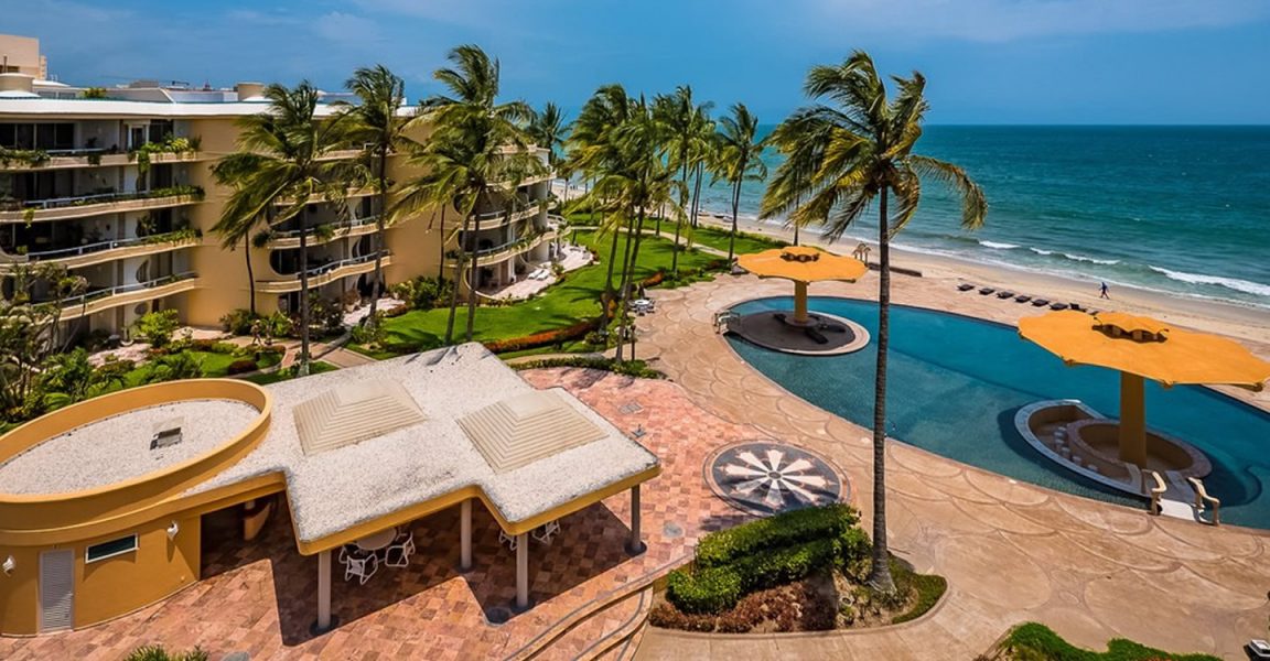 4 Bedroom Beachfront Condo For Sale, Flamingos, Nuevo Vallarta, Mexico ...