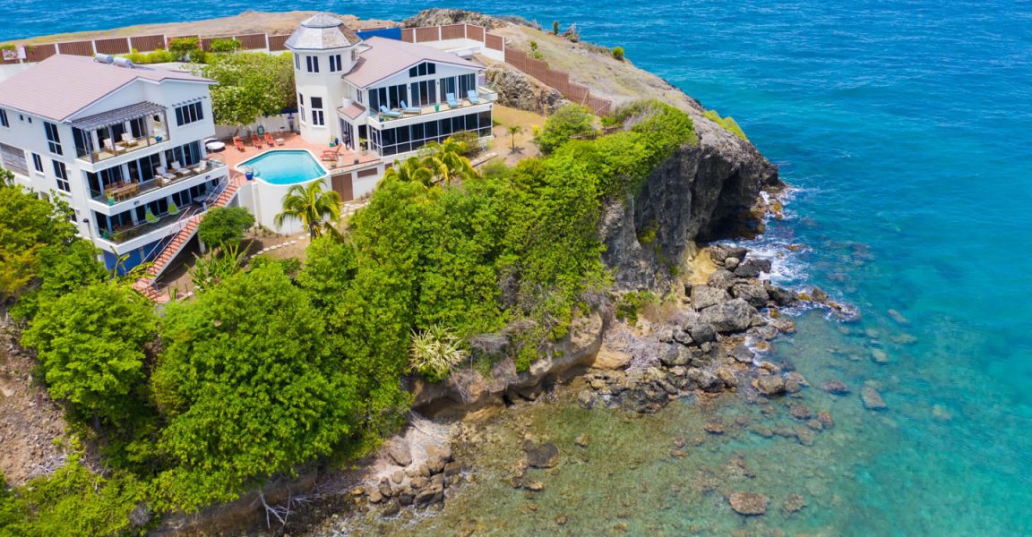 6 Bedroom Luxury Waterfront Property for Sale, Lance aux Epines