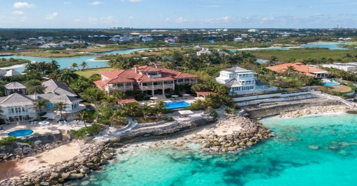 8 Bedroom Beachfront Estate for Sale, Old Fort Bay, Bahamas - 7th ...