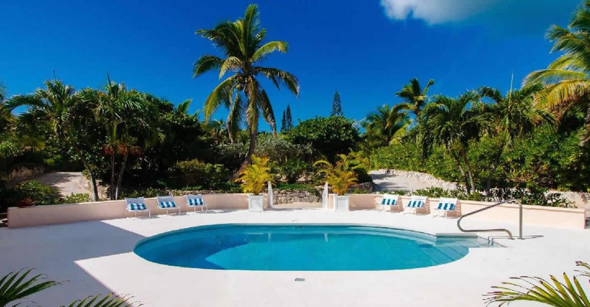 4 Bedroom Beachfront Home for Sale, Windermere Island, Eleuthera ...