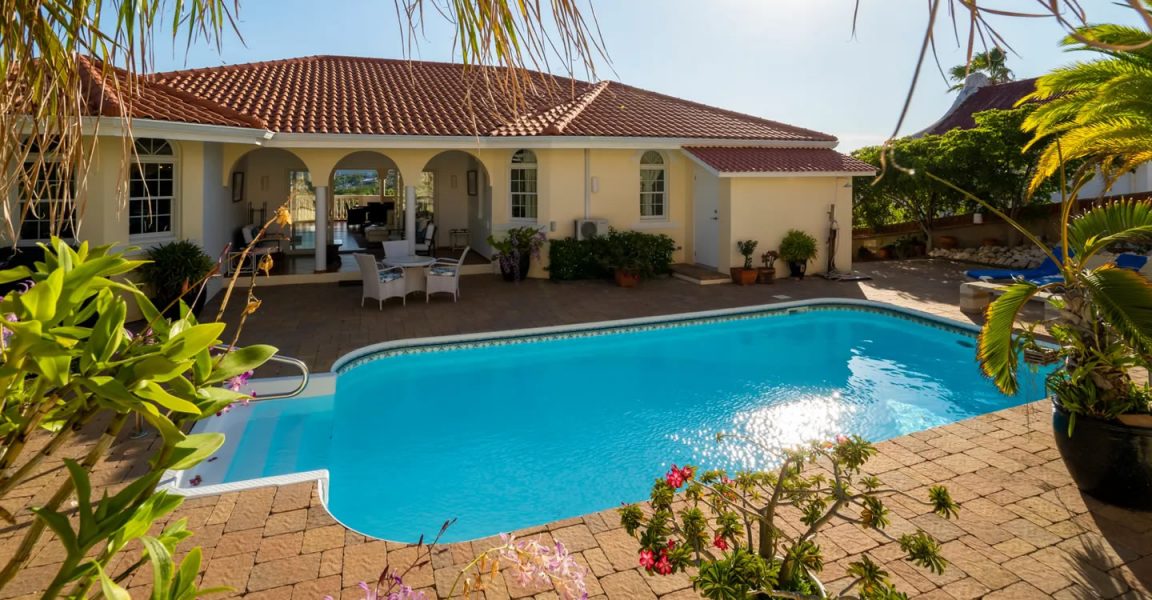 4 Bedroom Villa for Sale, Jan Sofat, Curacao 7th Heaven Properties