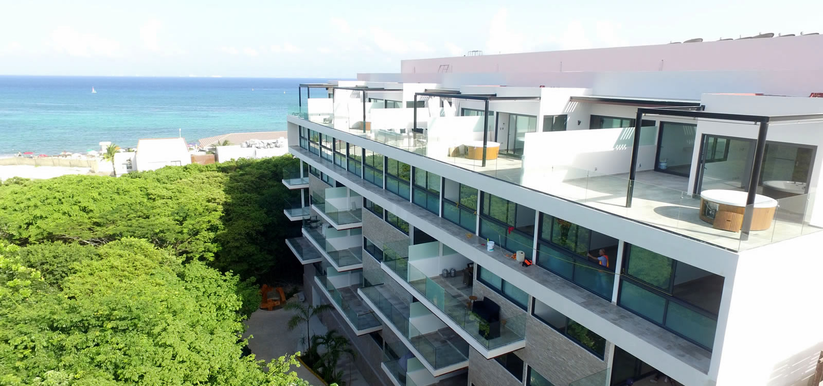 1 Bedroom Beachfront Condos For Sale Cruz Con Mar Playa Del Carmen Mexico 7th Heaven Properties